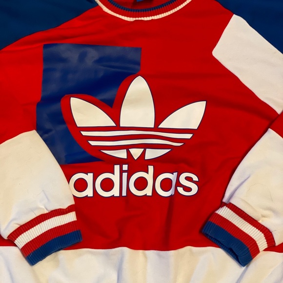 ADIDAS US size small trefoil sweatshirt - Picture 4 of 5